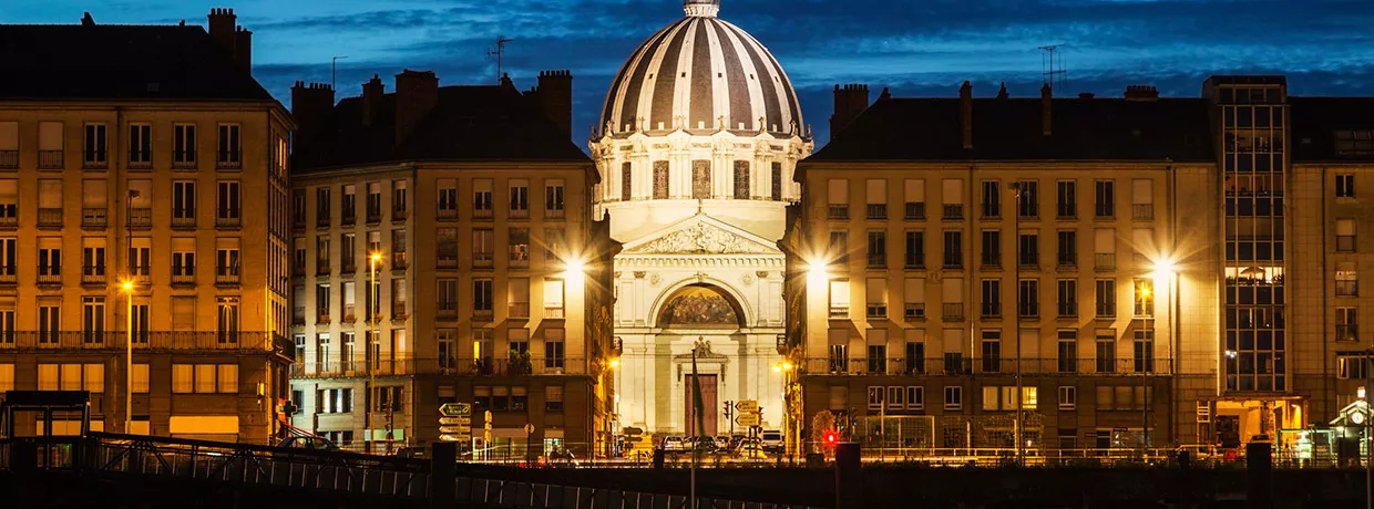 hôtels kyriad nantes